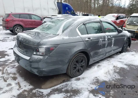 2009 Honda Accord 2.4 Lx-P z USA, uszkodzony, nr VIN 1HGCP26449A074111